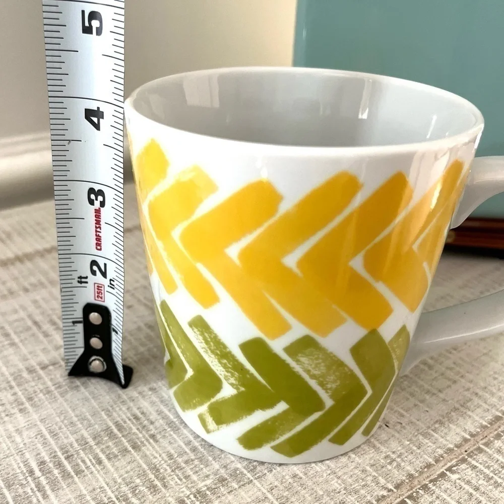 Crate & Barrel Coffee Mug Brushstroke Yellow And Green 16oz Cup Tea